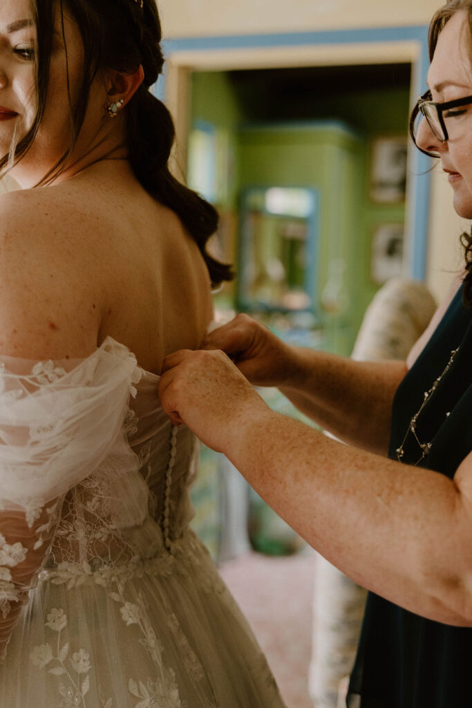 Tucson based, Arizona Micro Wedding Photographer takes garden party wedding photos