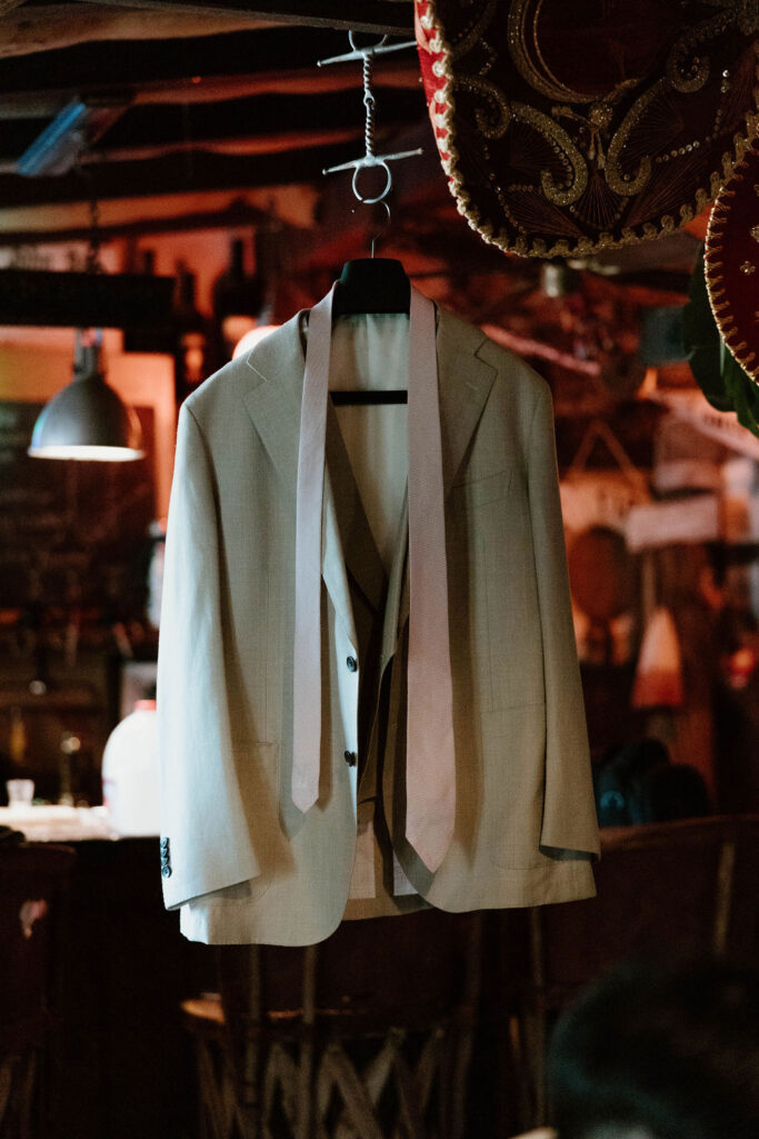 grooms outfit